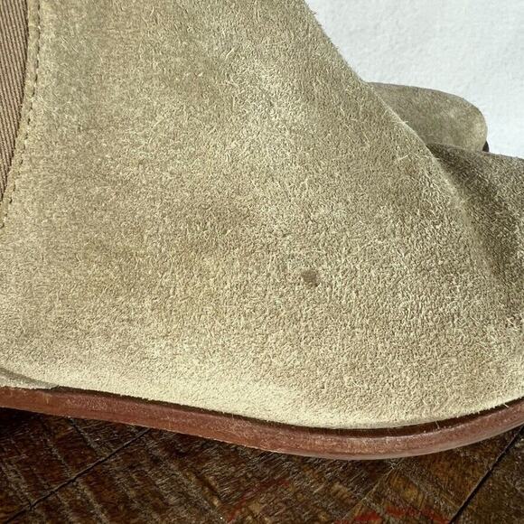 Bobbies Paris Boots Womens 39 Tan Chelsea Suede Ankle Pull on - Picture 12 of 12